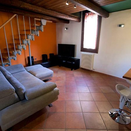 Casa Vacanza Angelo Феррара Экстерьер фото