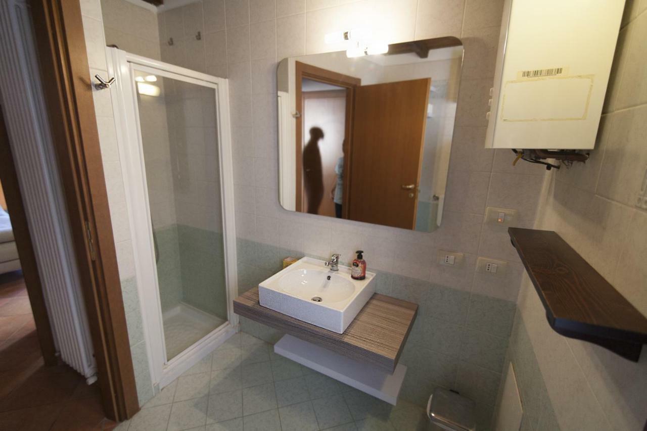 Casa Vacanza Angelo Феррара Экстерьер фото